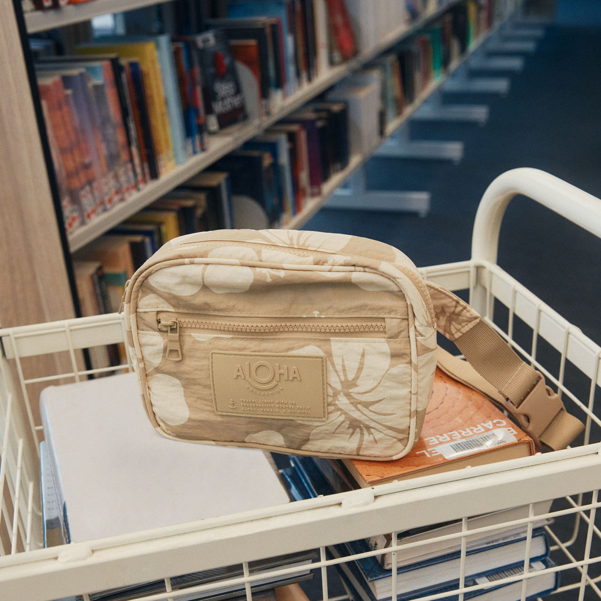 Hana Hou Keep It Light Hip Pack in Creme on Dune