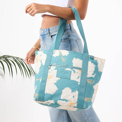 Taha'a Keep It Light Zipper Tote in Tide