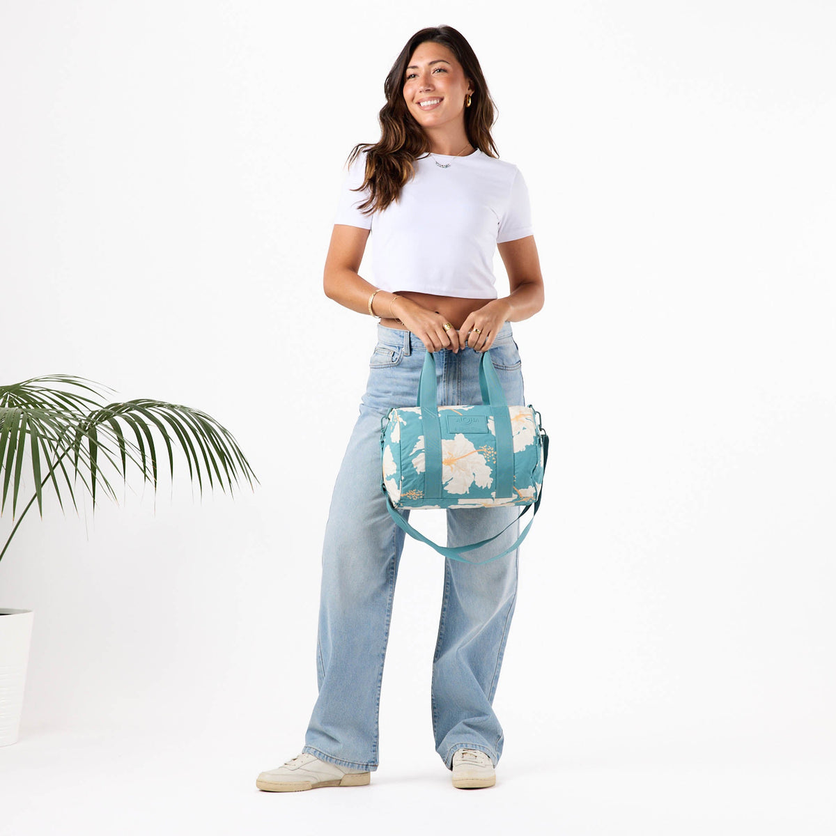 Taha'a Keep It Light Stubby Duffle in Tide