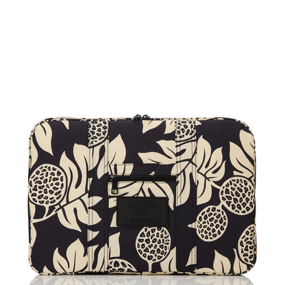 Holomua 13 Inch Keep It Light Laptop Case in Sand
