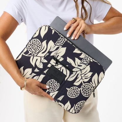 Holomua Keep It Light Laptop Case in Sand on Black