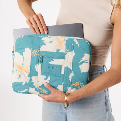 Taha'a 13 Inch Keep It Light Laptop Case in Tide