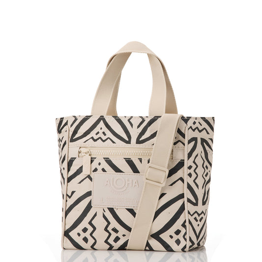 Pasifika Crossbody in Black on Sandstone