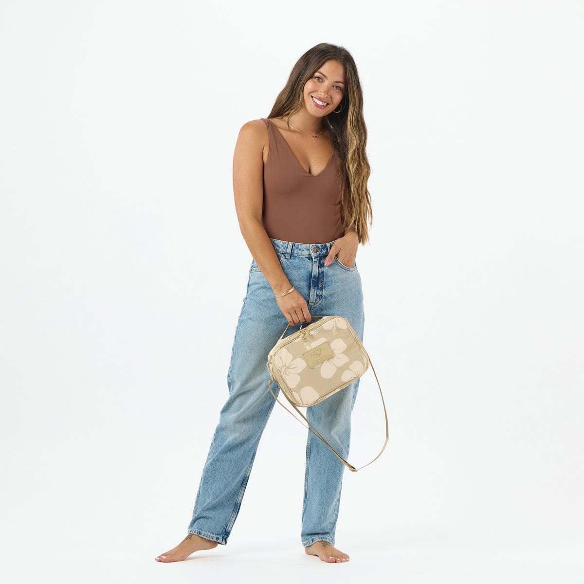 Hana Hou Keep It Light Lunch Box in Creme on Dune