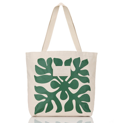 Applique Reversible Tote in Vineyard