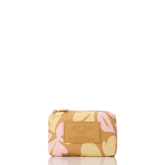 Swoosh Mini Pouch in Hey Girl on Tan