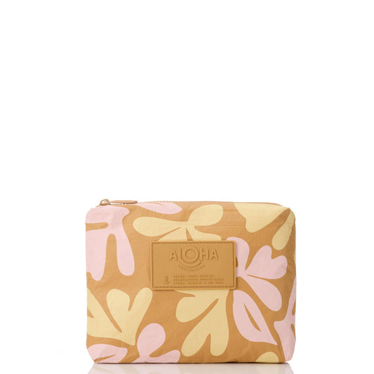 Swoosh Small Pouch in Hey Girl on Tan