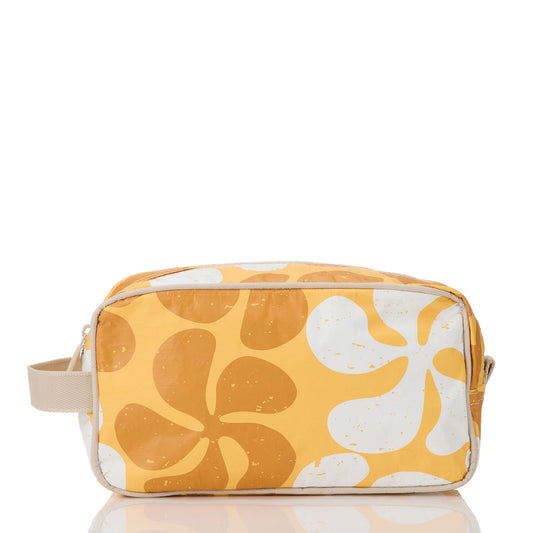 Funky Plumeria Dopp Kit in Honey