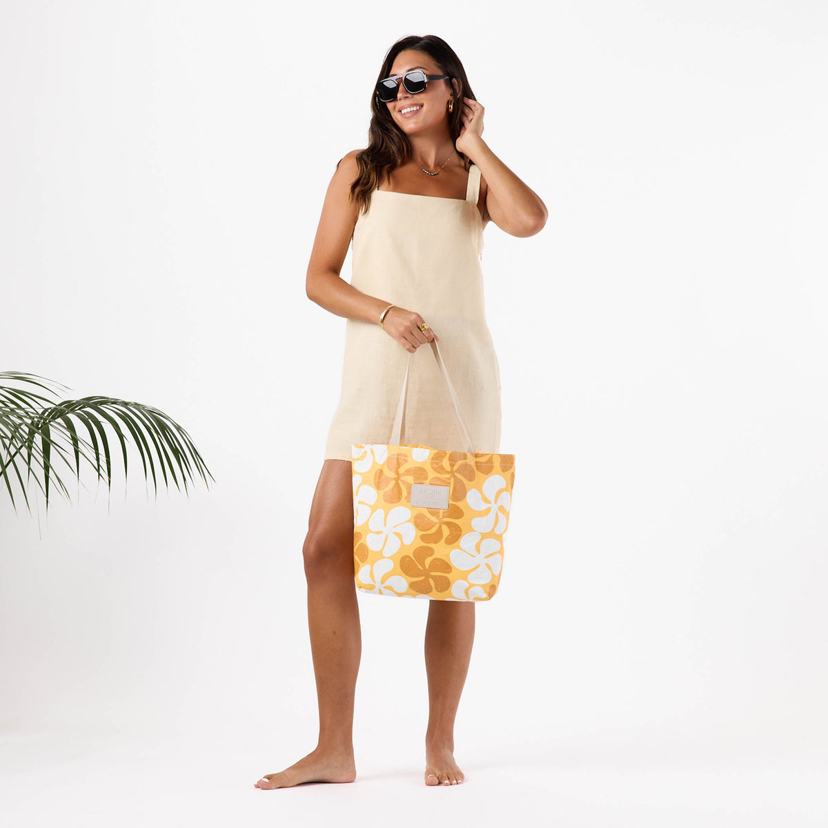 Funky Plumeria Day Tripper in Honey