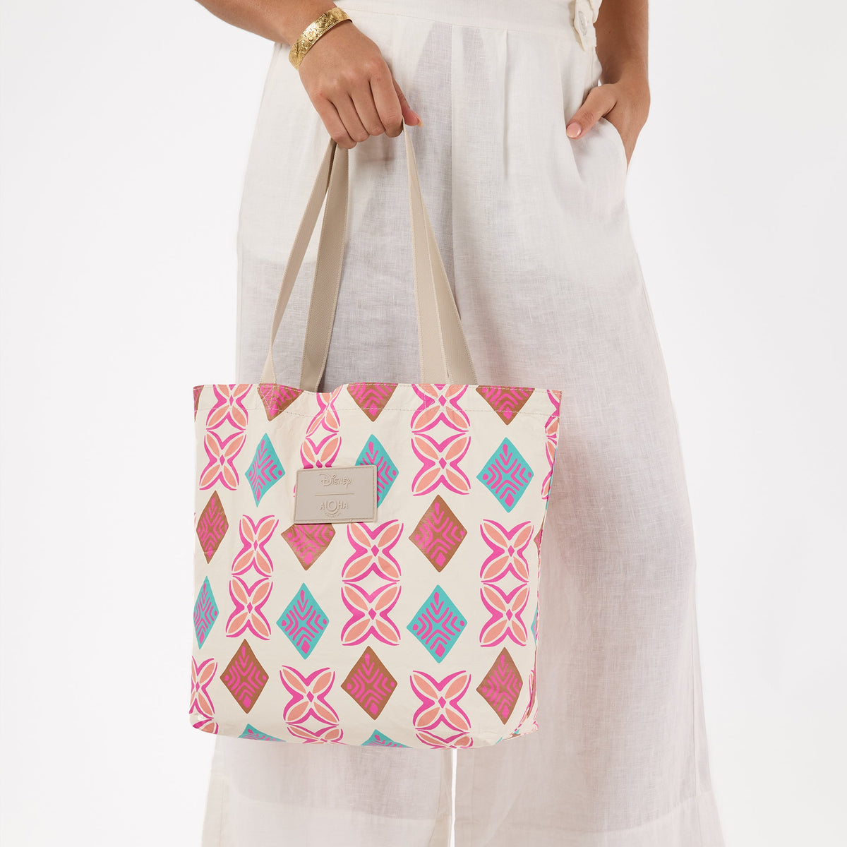 Islander Reversible Tote in Mirage