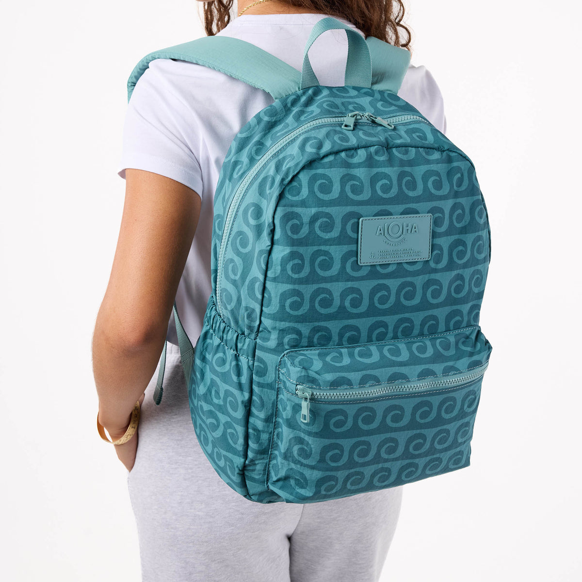 Party Wave Keep It Light Backpack in Tide
