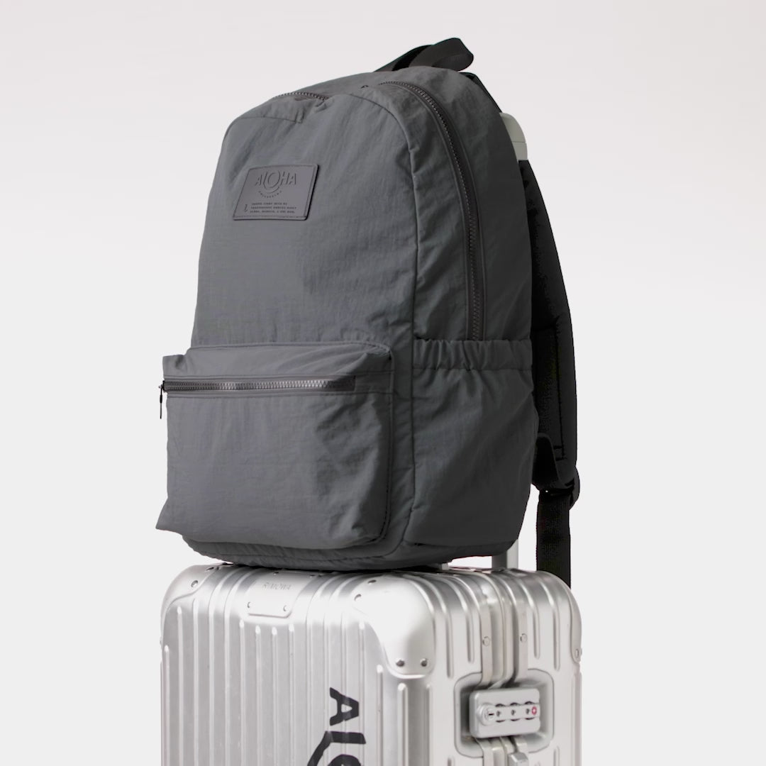 Party Wave Keep It Light Backpack in Tide