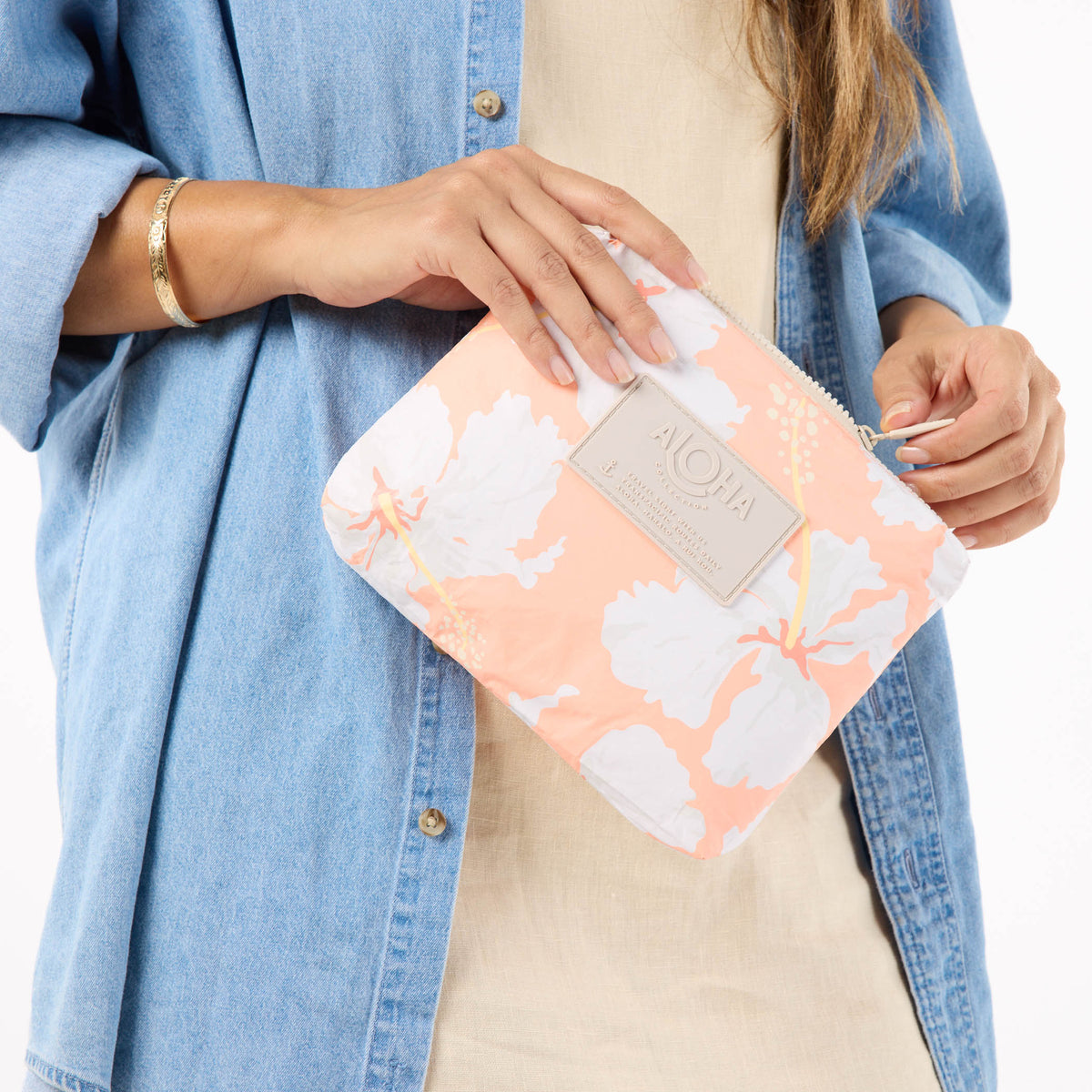 Taha'a Small Pouch in Peachy