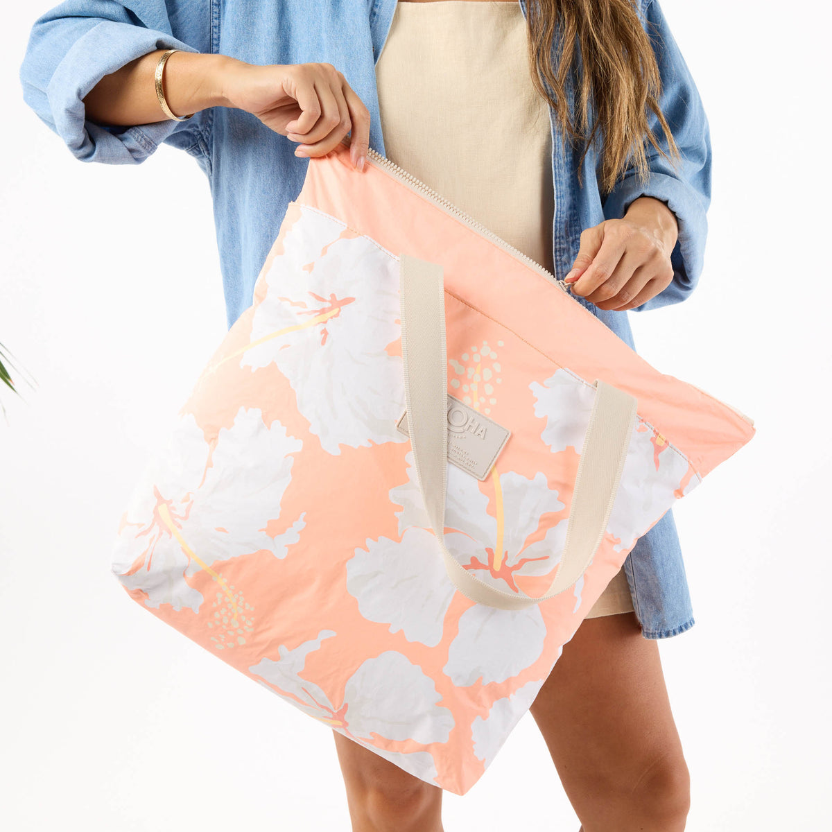 Taha'a Day Tripper in Peachy