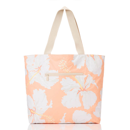 Taha'a Day Tripper in Peachy