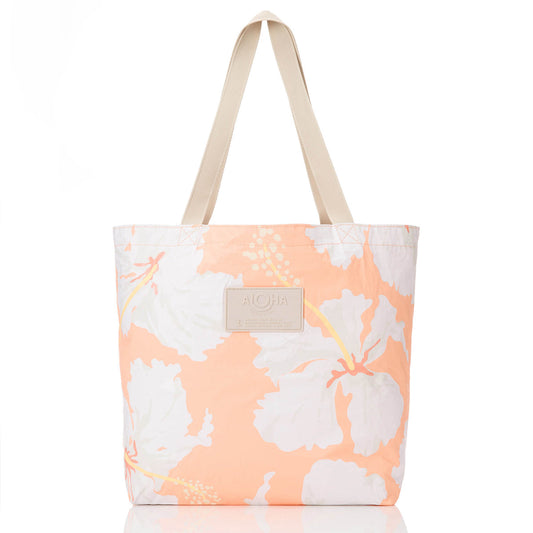 Taha'a Reversible Tote in Peachy