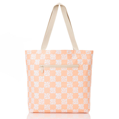 Taha'a Reversible Tote in Peachy