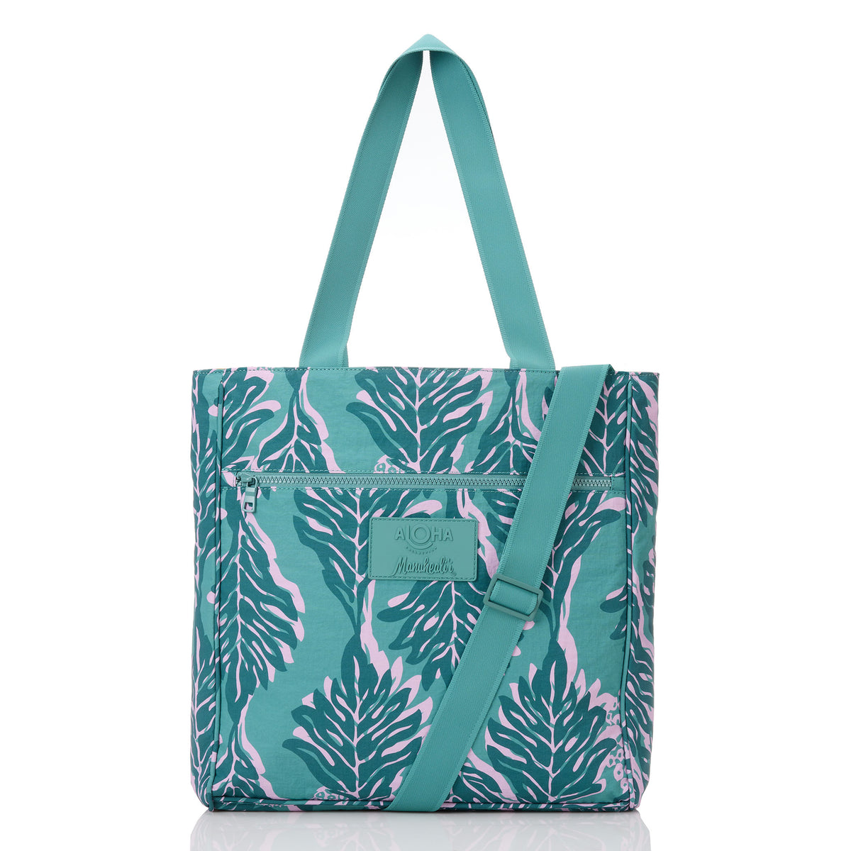 Uluwehi Keep It light Daily Tote in Atlantic on Tide