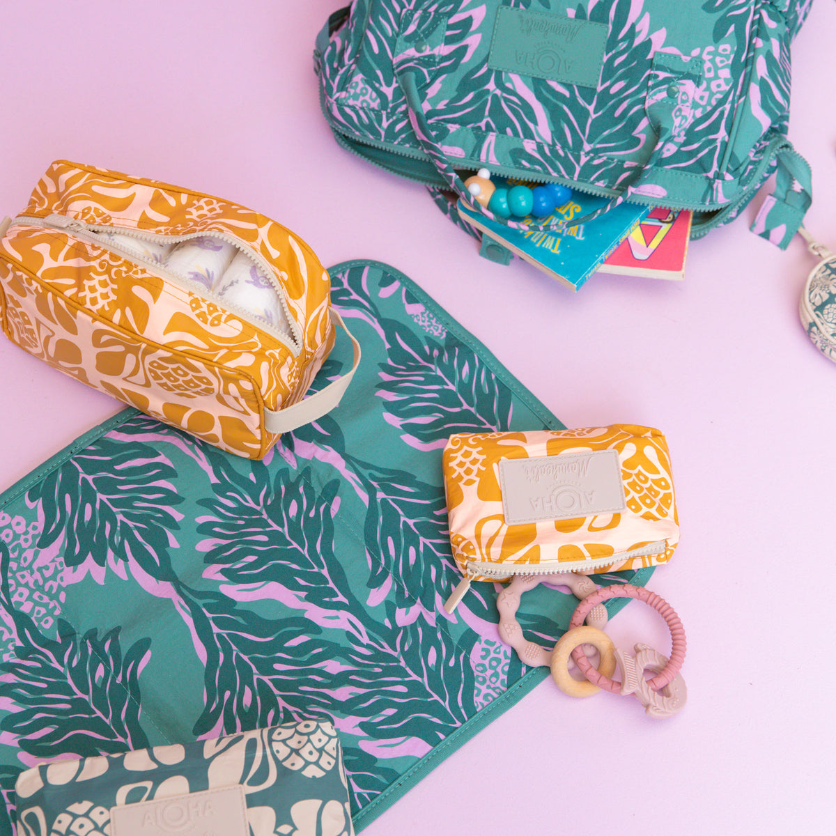 ʻUlu Quilt Mini Pouch in Peach on Hot Mustard