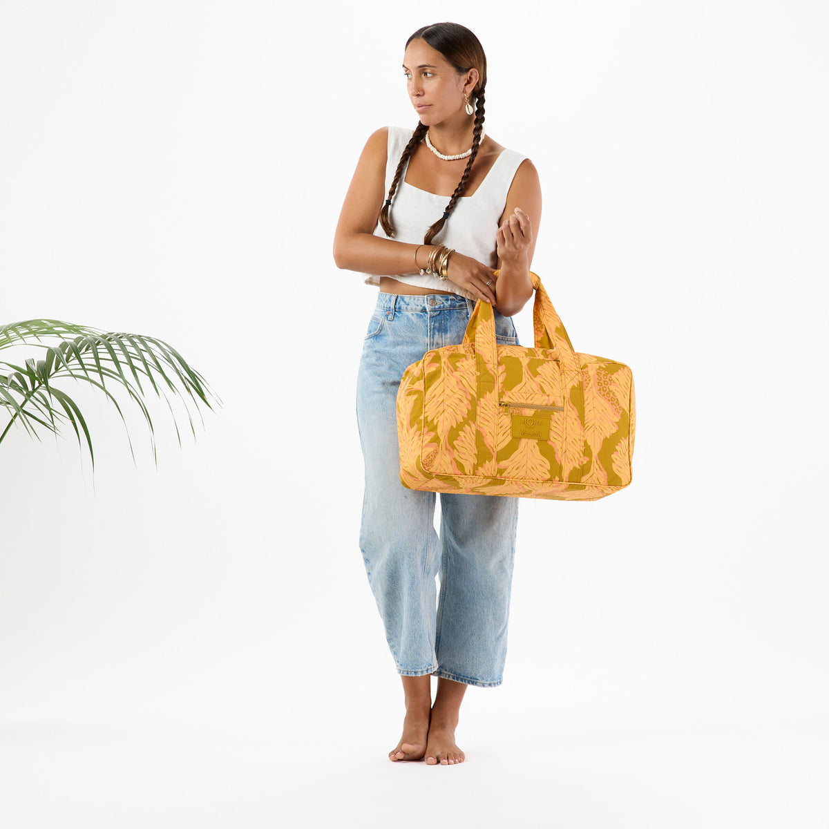 Uluwehi Keep It Light Weekender in Honey on Toffee