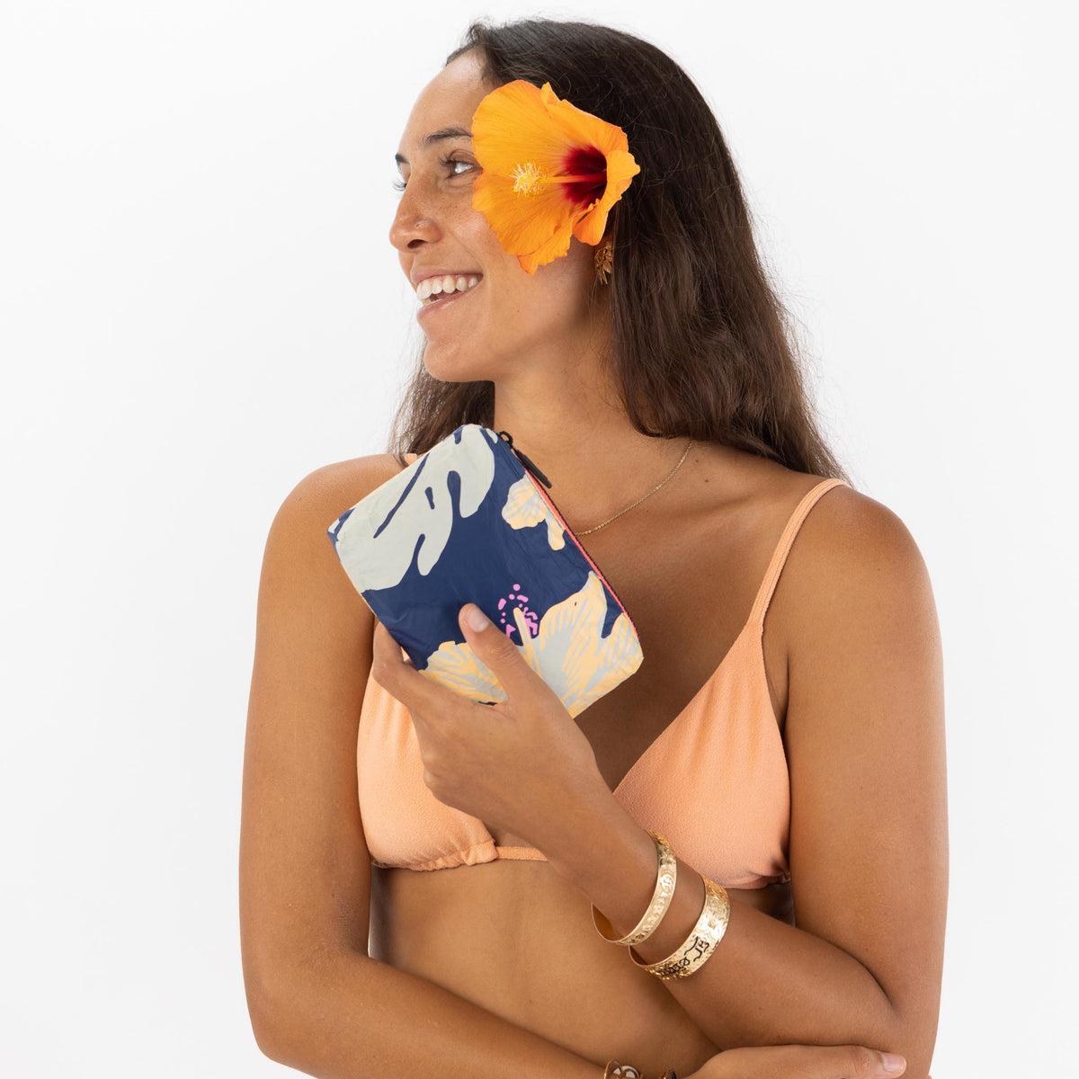Mini Pape驶ete by Samudra Pouch in Neon Moon on Navy