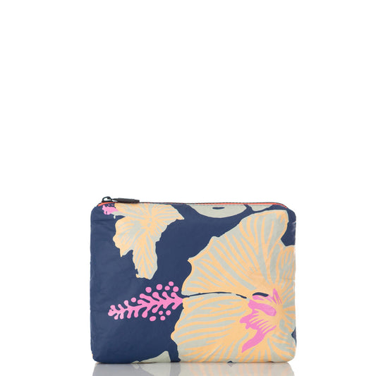 Pape驶ete Small Pouch in Neon Moon on Navy