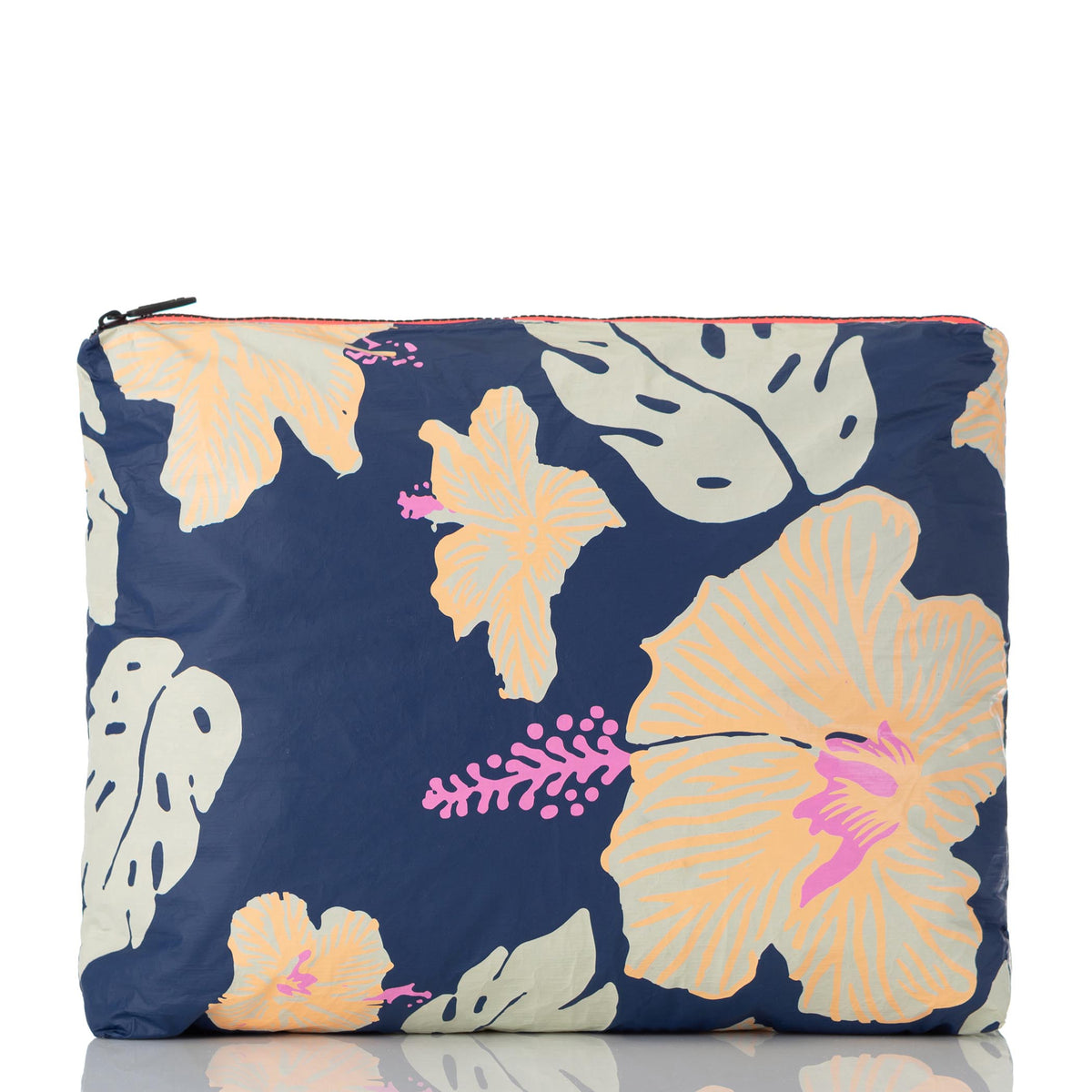 MAX Pape驶ete by Samudra Pouch in Neon Moon on Navy