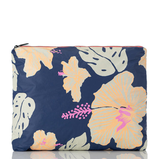 MAX Pape驶ete by Samudra Pouch in Neon Moon on Navy