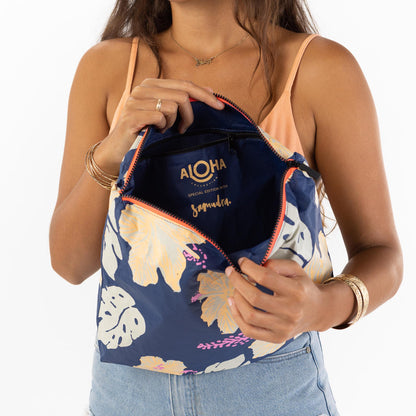 MAX Pape驶ete by Samudra Pouch in Neon Moon on Navy