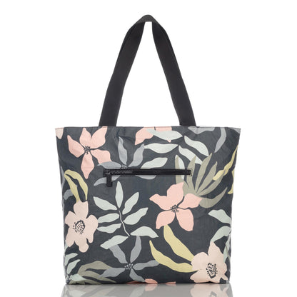 Flora Day Tripper in Eve