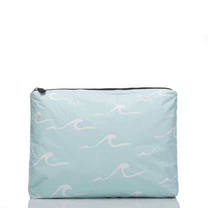 Mid Seaside Pouch in White on LeMU Blue