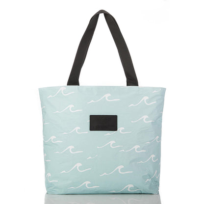 Seaside Day Tripper in White on LeMU Blue