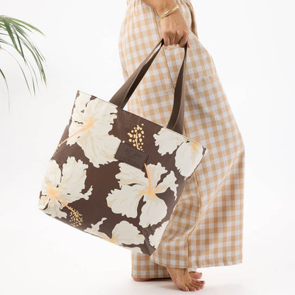 Tahaʻa Day Tripper in Coconut