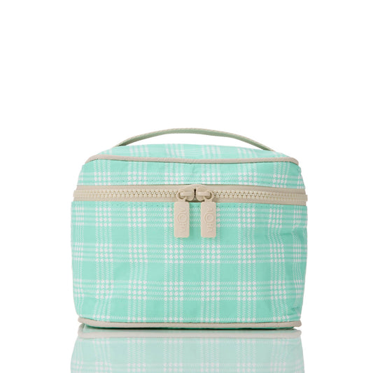 Palaka Cabin Crew Kit in Splash