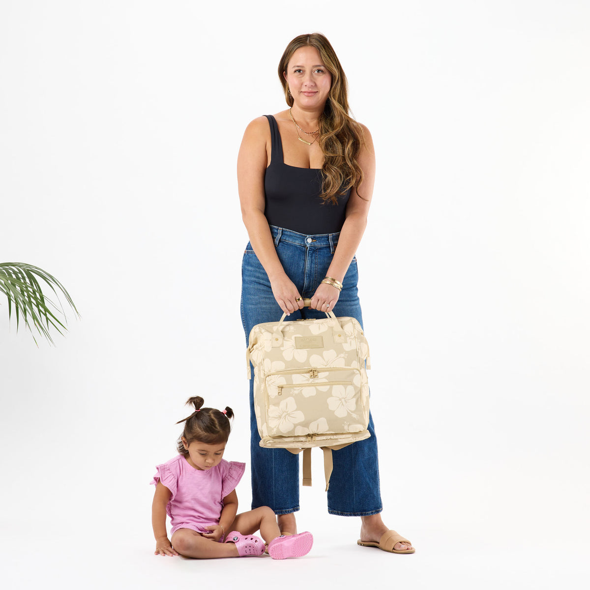 Hana Hou Le Bébé in Creme on Dune
