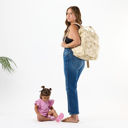 Hana Hou Le Bébé in Creme on Dune