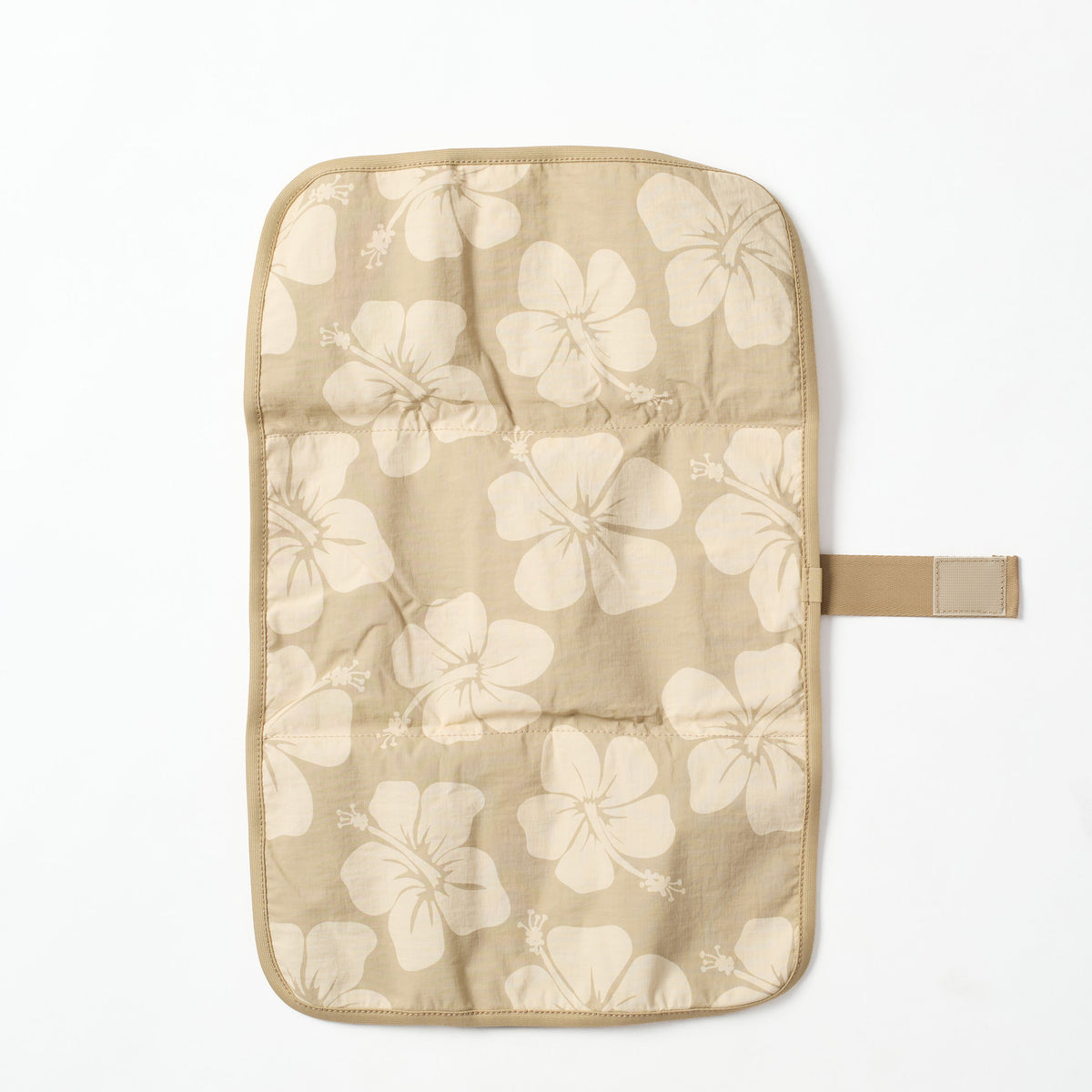 Hana Hou Le Bébé in Creme on Dune