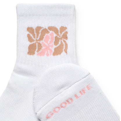Wavy Shortie Socks in Tan