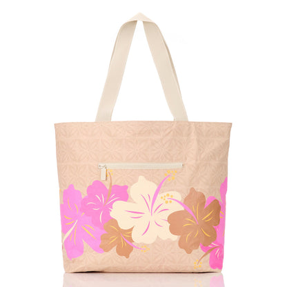 Lei Day Day Tripper in Dazzle