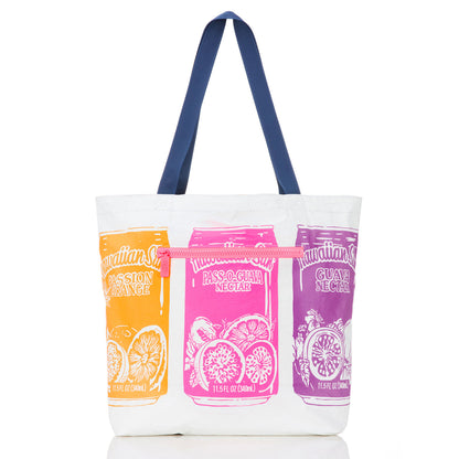 Summertime Reversible Tote in POG on Navy